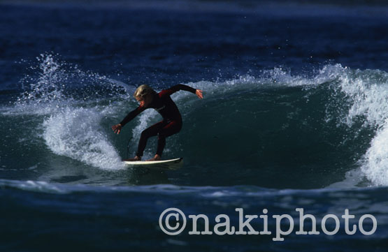 kolohe surfing 002