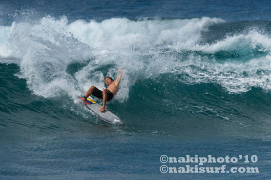2010_NH_Surfing_T9325