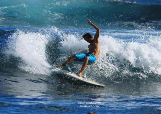 2010_NH_Surfing_T6052