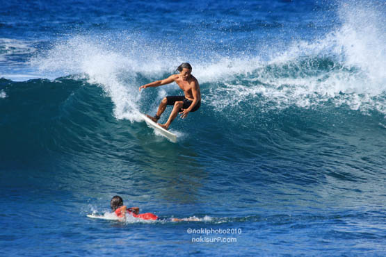 2010_NH_Surfing_T9721