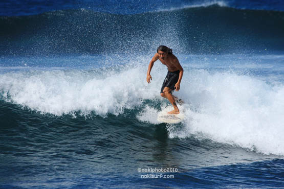 2010_NH_Surfing_T9860