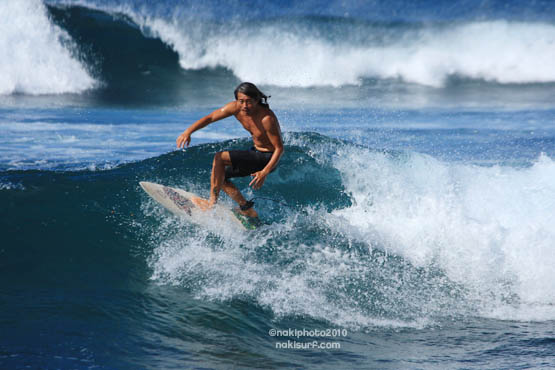 2010_NH_Surfing_T9865