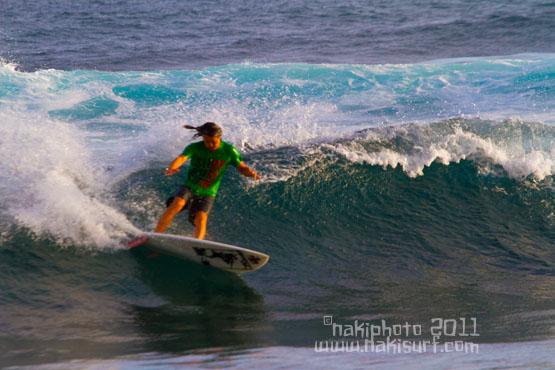 SURFSURFSURF-T６刷目が千葉NAKISURFに到着しました！＿虹色Ｔの人に特別プレゼントをさしあげます！＿（１７７３文字）