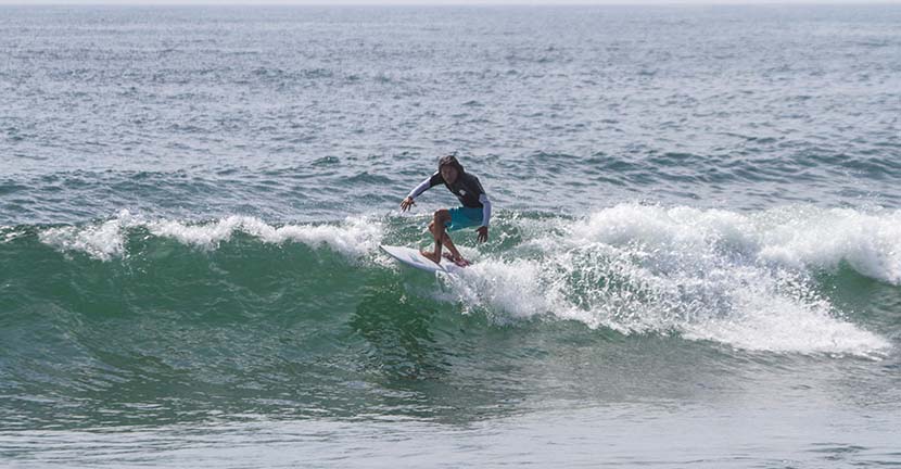 トップターンの魔力＿３２年のありがたきNALUちゃんとSurfer’sで乾杯＿キリモミ早川さんとヒガシグチでカエル？＿老人ホームでも心友＿（２１１２文字）