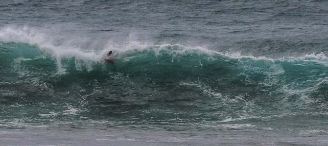 【サーフィン研究所】刀の焼き戻しをする台風14号_(2232文字) 【サーフィン研究所】刀の焼き戻しをする台風14号_(2232文字)