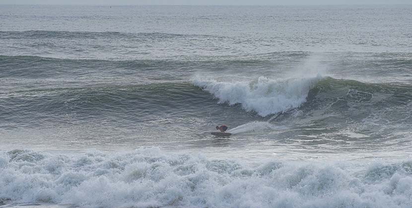 【サーフィン研究所】台風からの東うねり＿ダイヤモンド・ストリートのタキビ神の深化した表現力＿（１２０６文字）