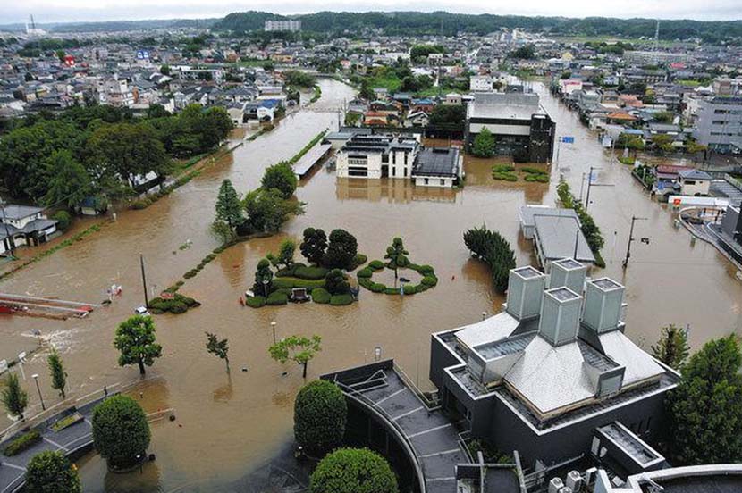 【サーフィン研究所】台風１３号の水害＿痛みにいちばん効くもの＿（１３７８文字）