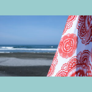 NAKISURF×TYLER WARREN（タイラー・ウォーレン）70cm×140cm 今治産オリジナルビーチタオル - 画像 (2)