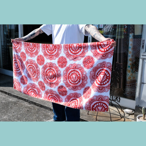 NAKISURF×TYLER WARREN（タイラー・ウォーレン）70cm×140cm 今治産オリジナルビーチタオル