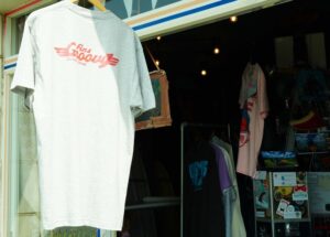 【Groovy Fins Wing Logo】T-shirts Cotton 100% ※送料無料 - 画像 (3)