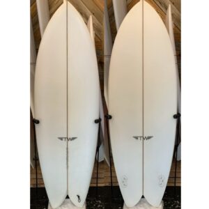 新品・中古サーフボード販売、ウェットスーツ、サーフィン用品