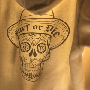 【Surf or Die Mexican Skull】Independent 10.0 oz Hooded Pullover